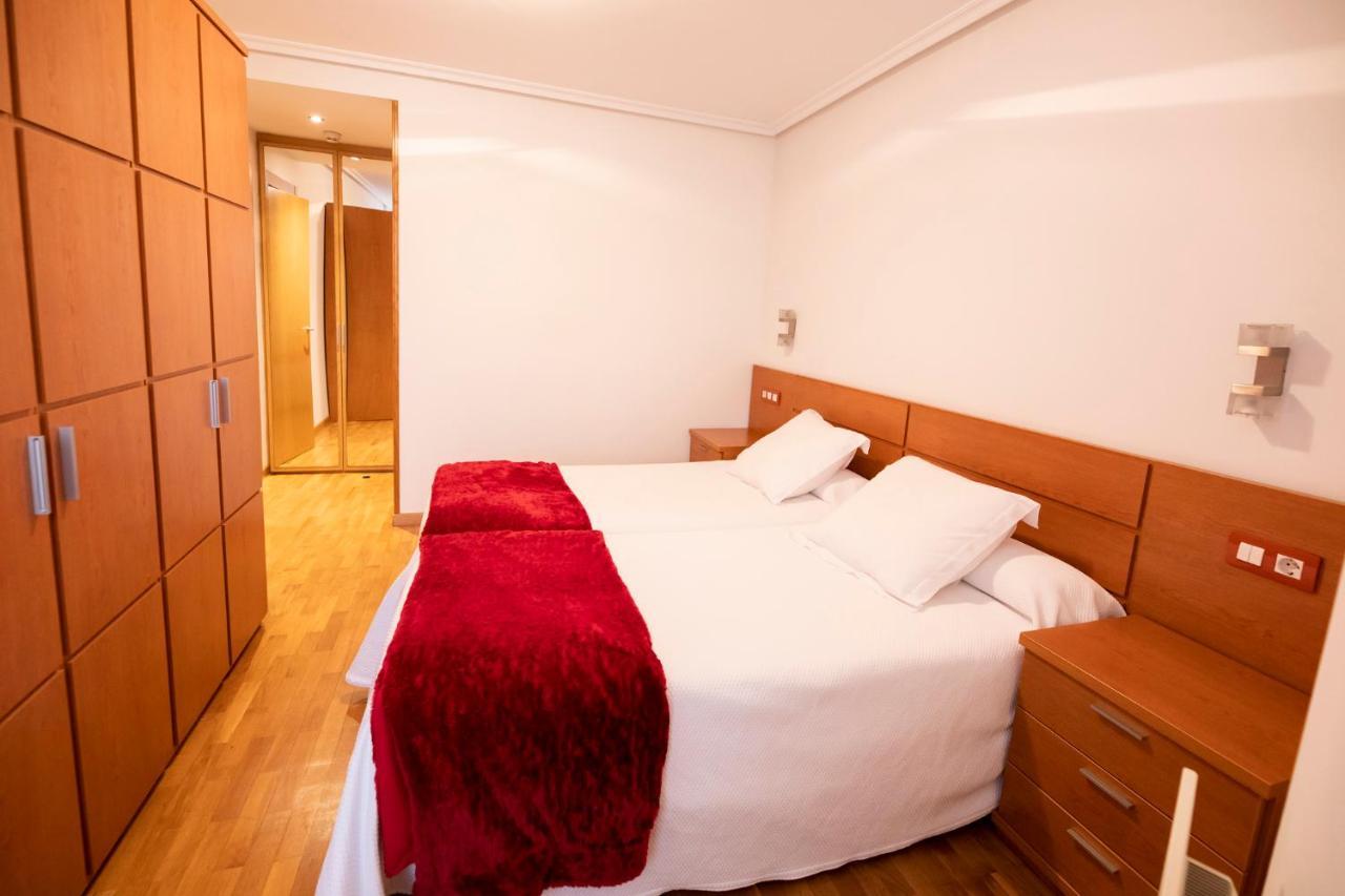 Apartamentos Cean Bermudez Gijón Exterior foto