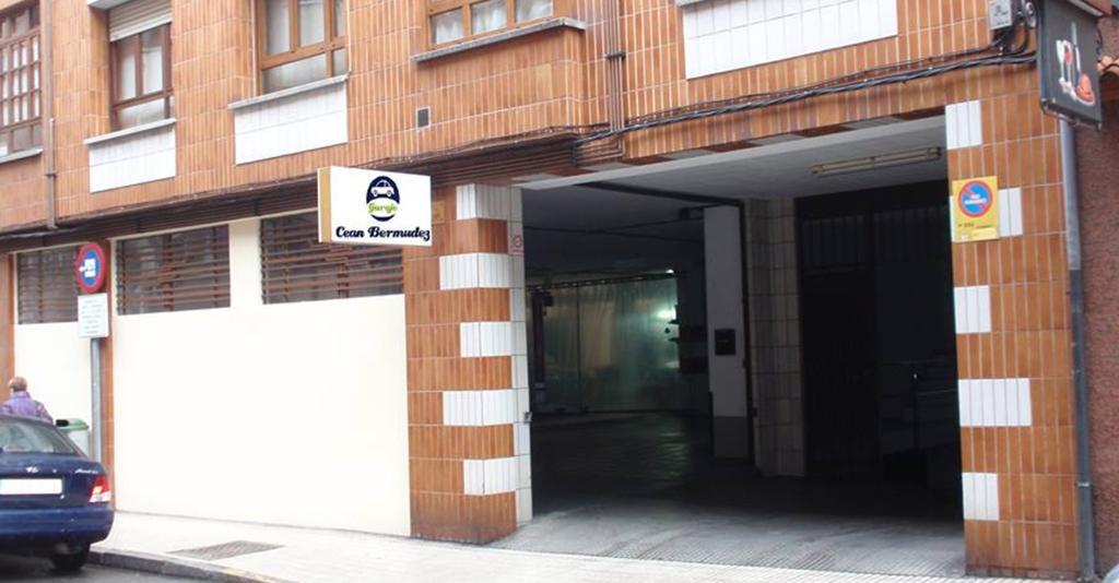 Apartamentos Cean Bermudez Gijón Exterior foto